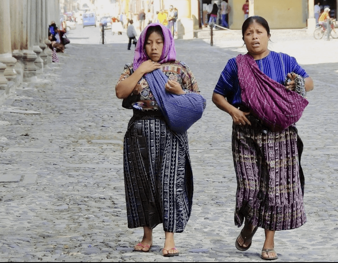 Handheld thermocoagulation wand used for cervical treatment.